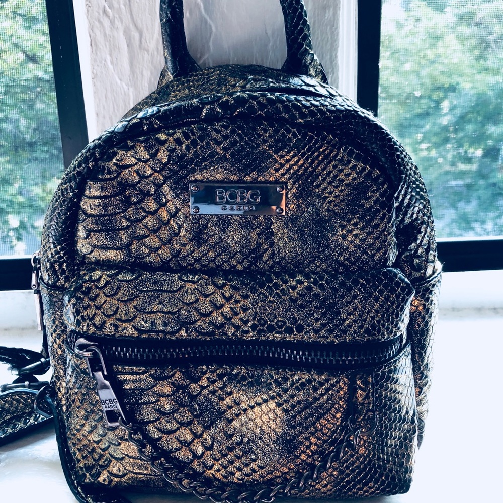 BCBG Mini Backpack 💛🖤